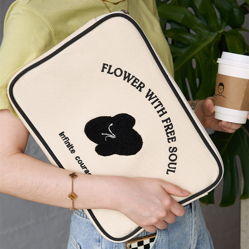 Portable Notebook Liner Sac Broderie Lady