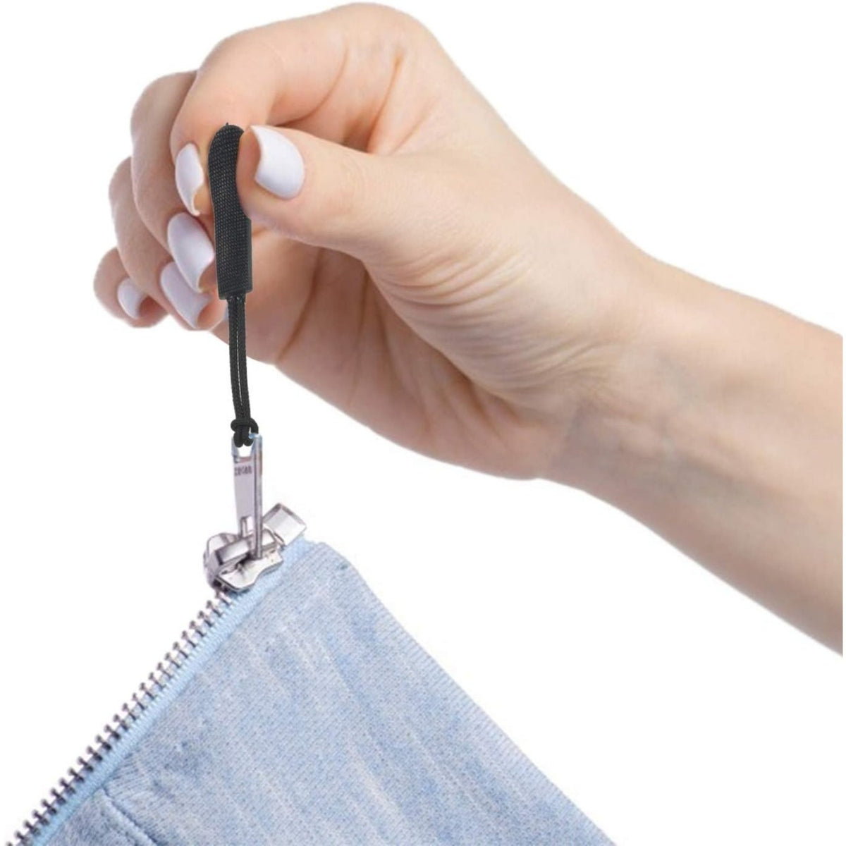 Set of 16 zipper pulls