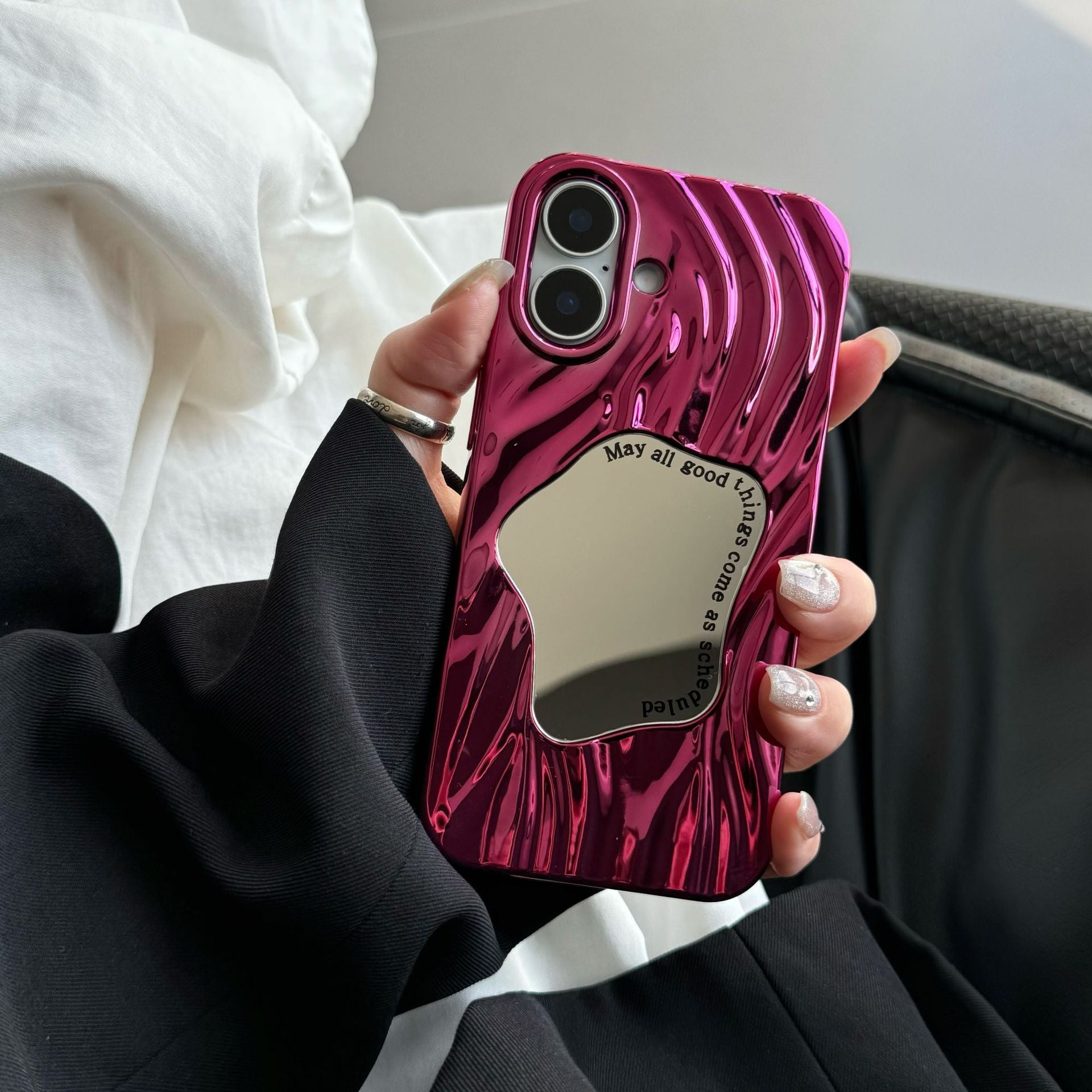 Electroplating Wave Pattern Mirror Phone Case Sens avancé