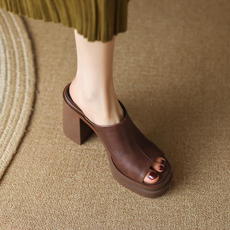 Vêtements de dessus Sandales à glissière à talons ultra-hauts avec une semelle épaisse