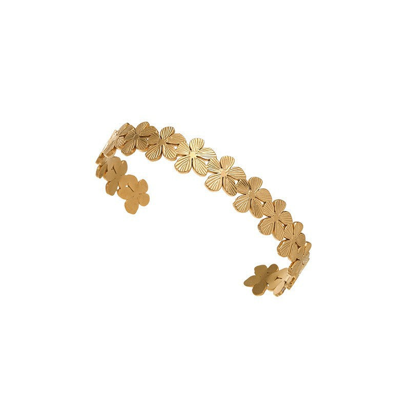 European And American Geometric Minimalist Cool Style Titanium Bracelet en acier avec coeur A