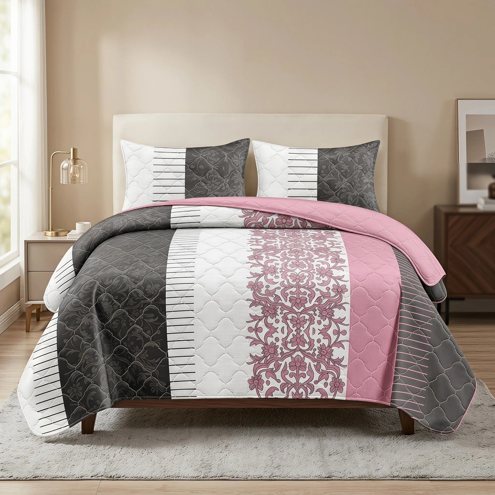 3-Piece noir blanc et rose Floral couvre-lit matelassé pour le roi de Californie