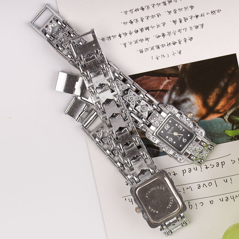 Factory-direct Vente Fashionable montre femme haut de gamme