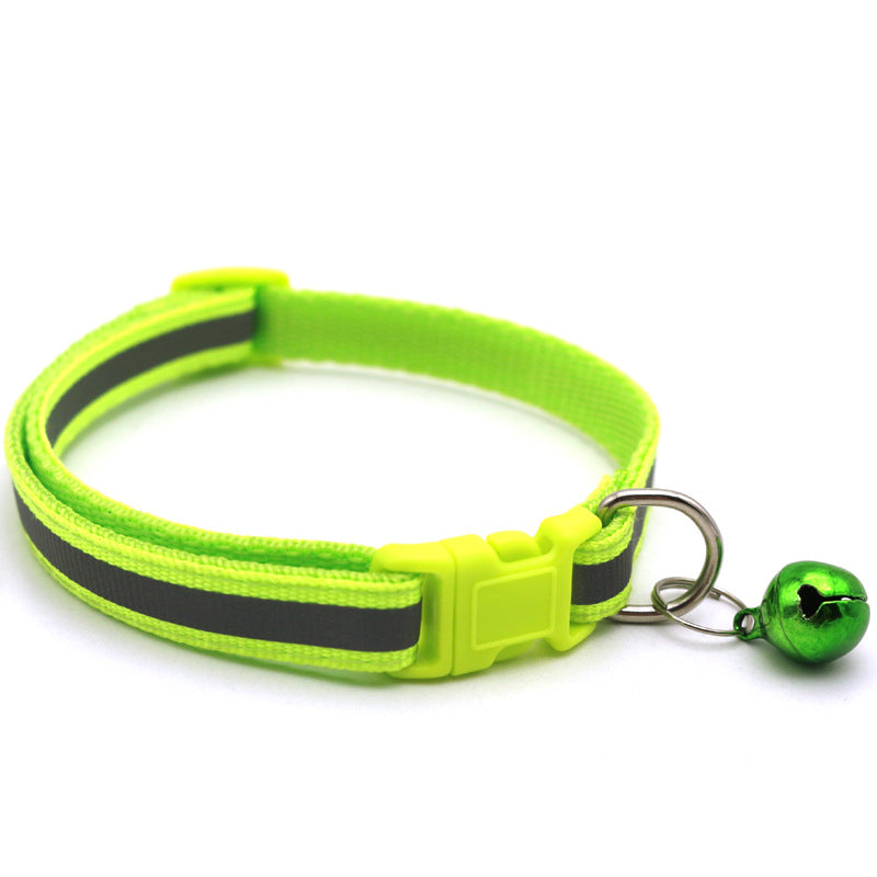 Collier de poupée en peluche avec boucle colorée