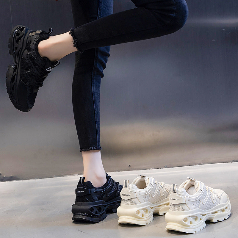 Chaussure de course réduite pour la bouche peu profonde
