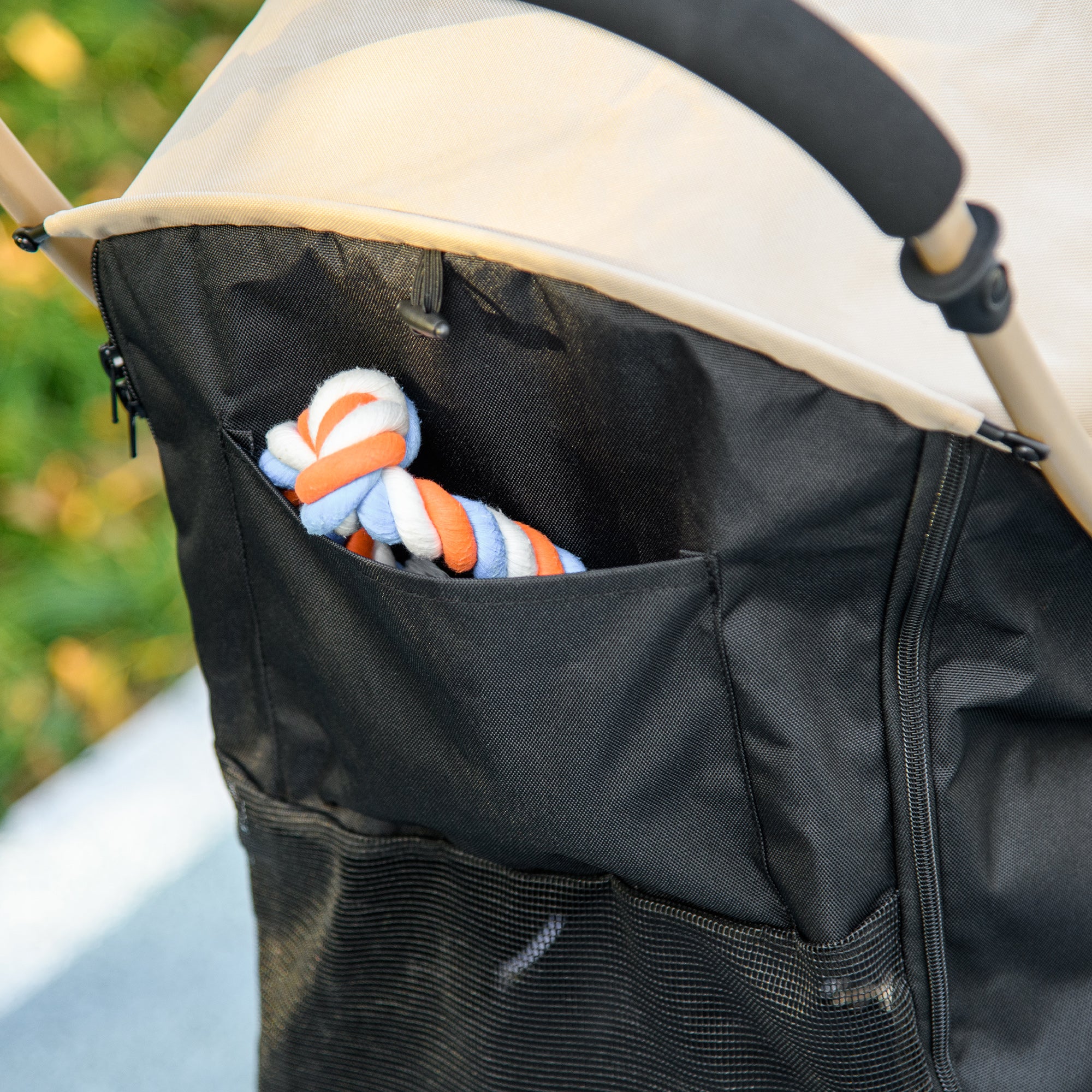 Poussette pour chiens de petite taille