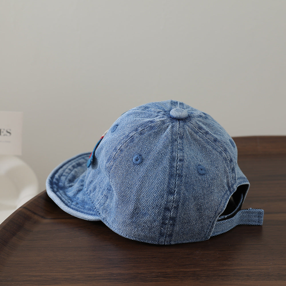 Chapeau de canard denim lavé à l'eau pour nourrissons avec cheval rouge brodé trois dimensions mignon A