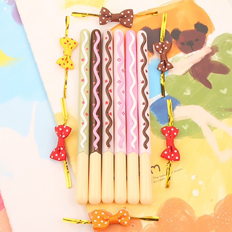 Stylo de fontaine noir en plastique réaliste Biscuit