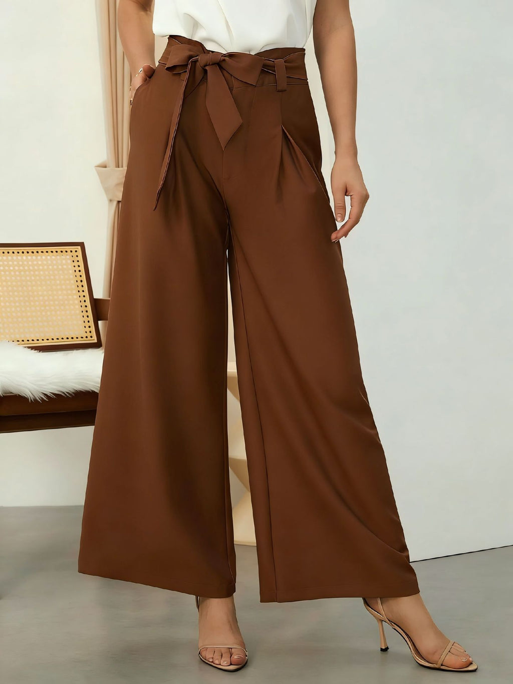 Pantalons tendance en dentelle de service
