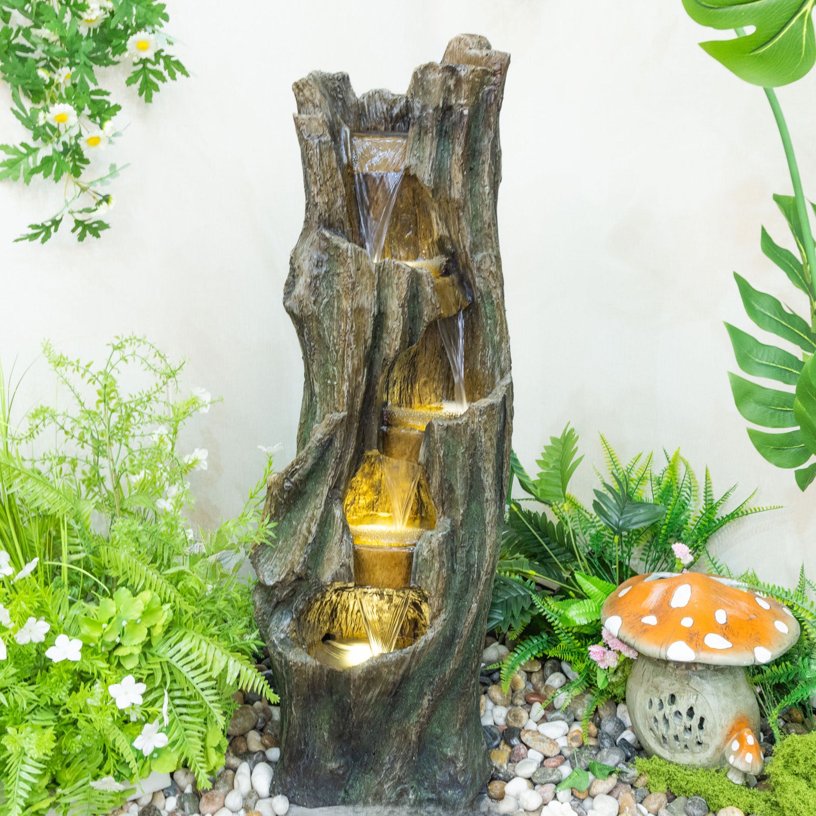 Fontaine de chute d'eau pour les jardins extérieurs et les jardins de patio comprend une LED L économe en énergie