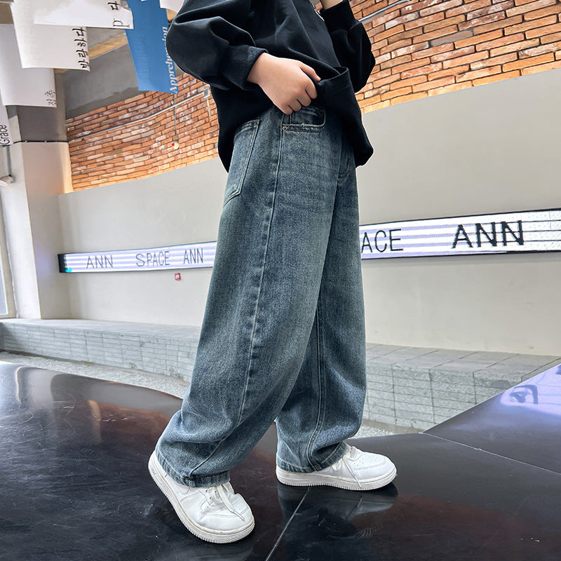 Jeans droit et tendance pour homme couleur solide