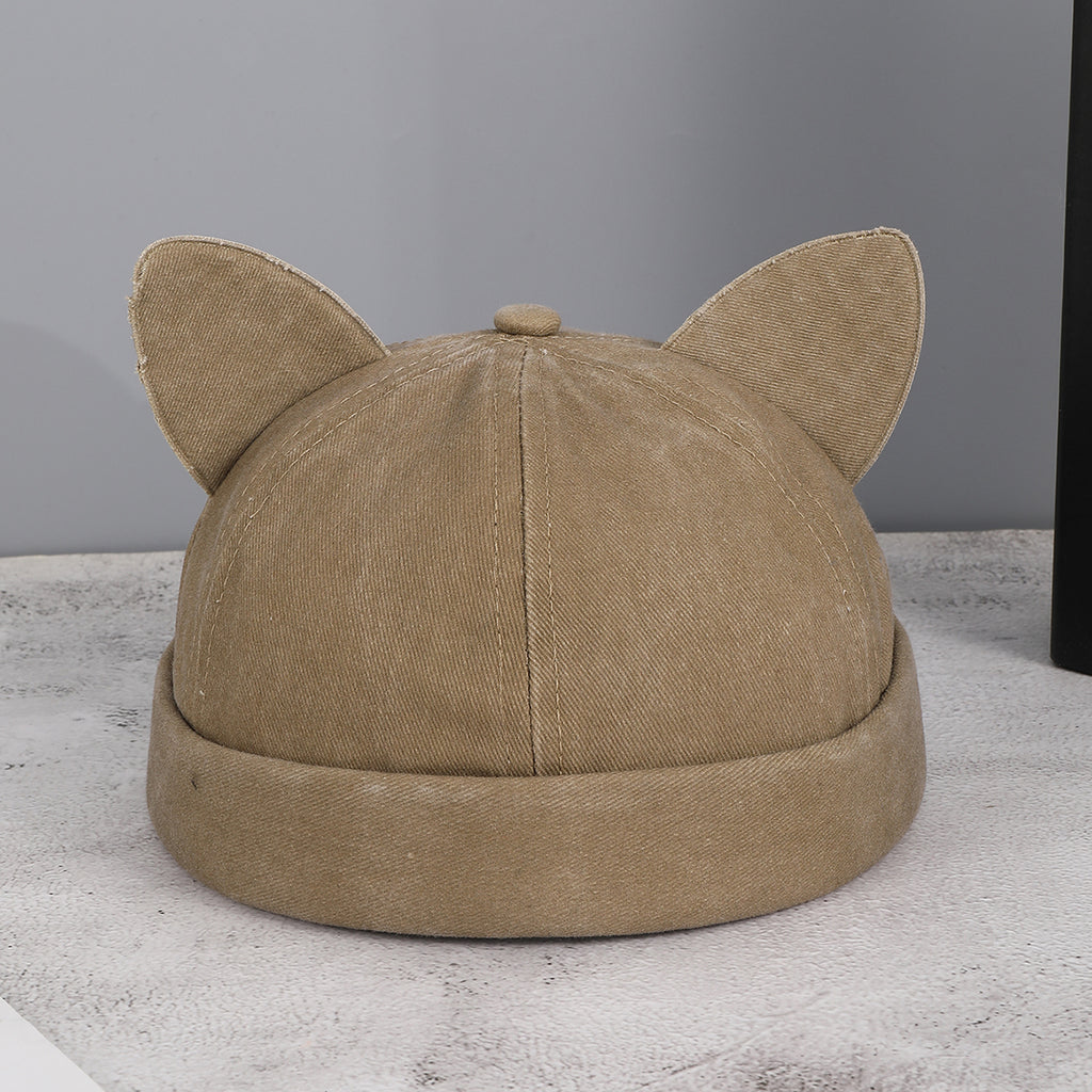 Le style Cat-ear de Lady Soft Top avec fixation réglable du dos crée une atmosphère de