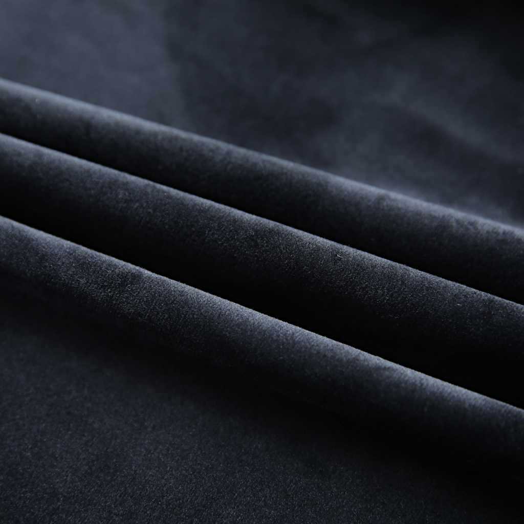 Rideau noir avec crochets