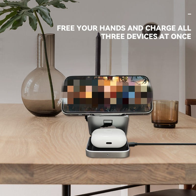 Trois Supports de recharge sans fil de bureau en un seul