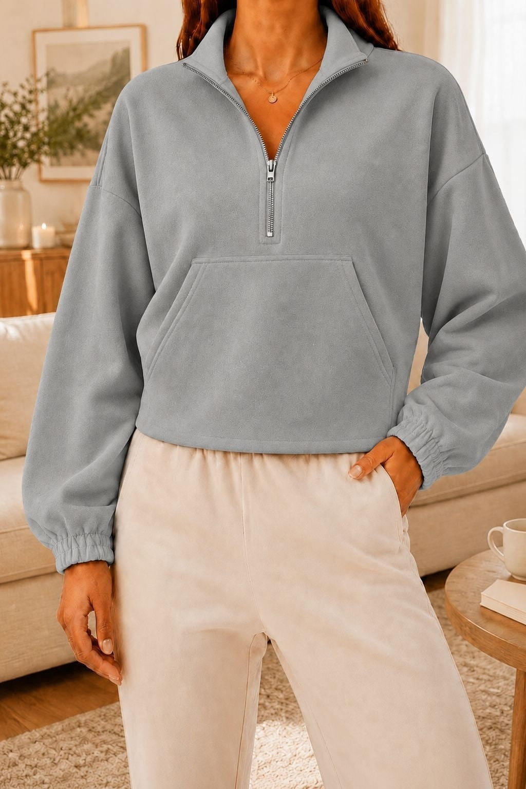Hoodie de lapelle à half-zip avec un ajustement relaxant et des manches longues