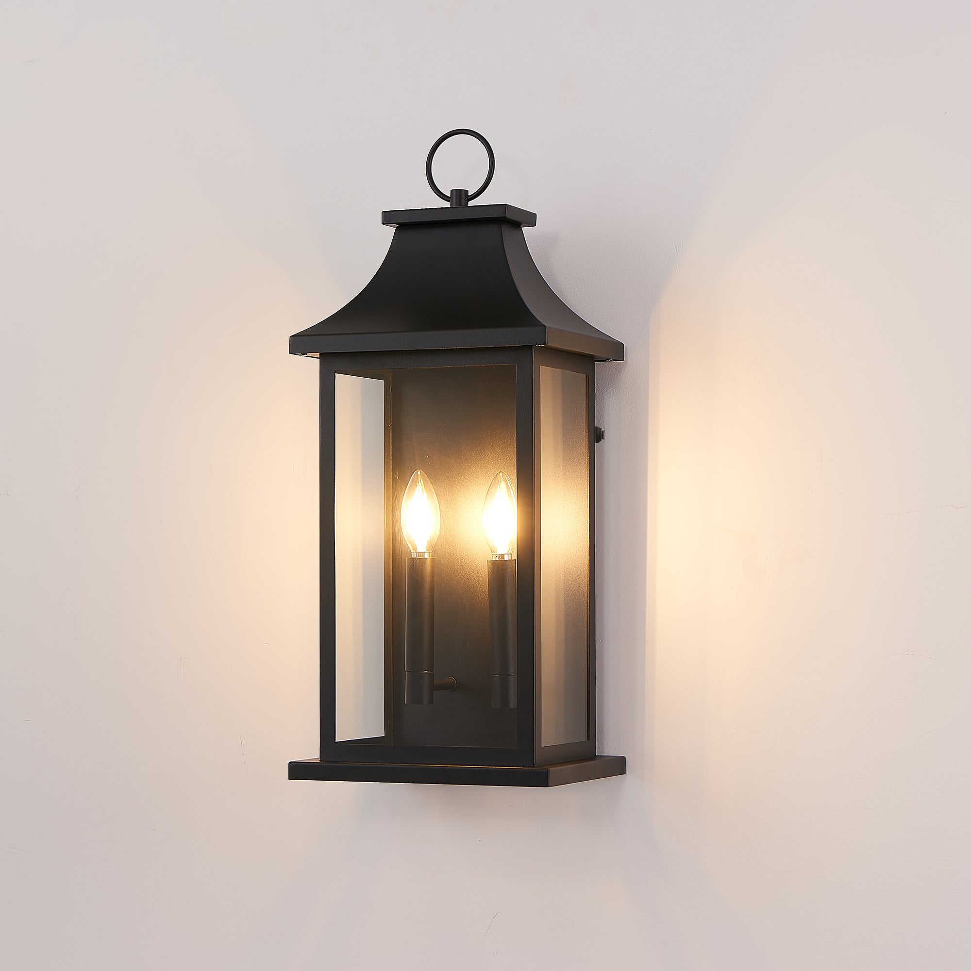 Dusk to Dawn Outdoor Wall Lantern 2 lumière