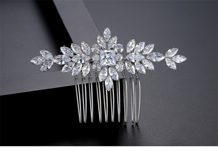 S925 Pure Silver Moissanite Fashionable Peigne Cheveux Mariée Vêtements de coiffure de luxe légers