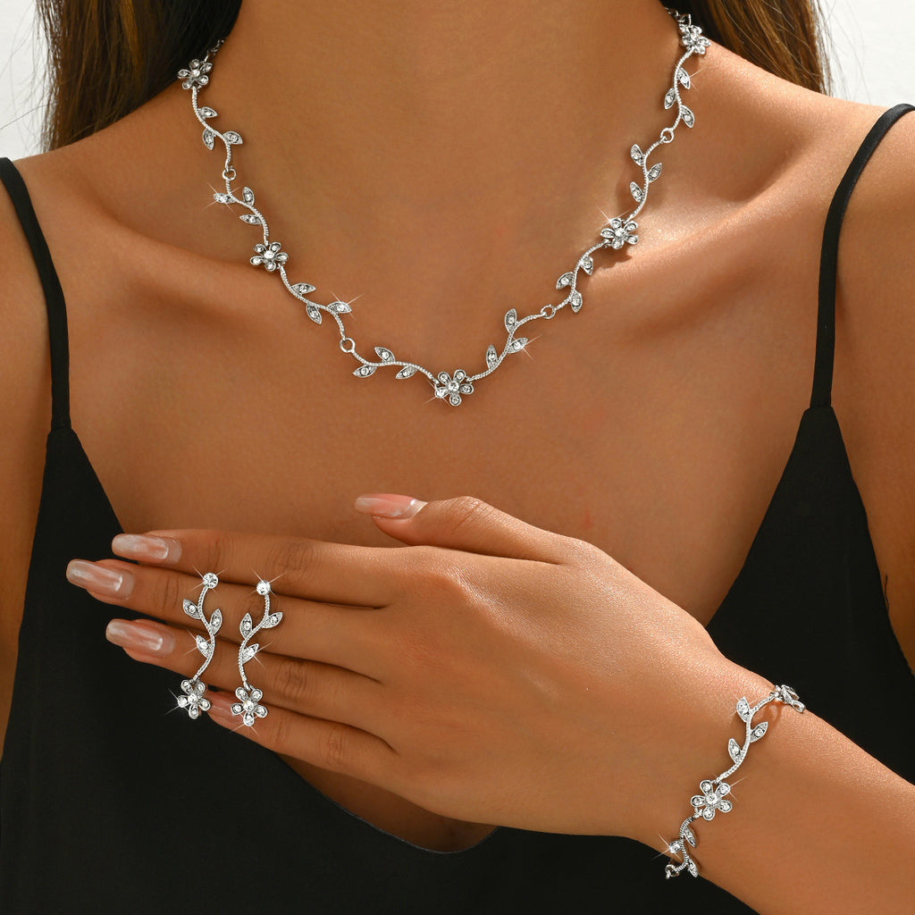 Collier Amazon