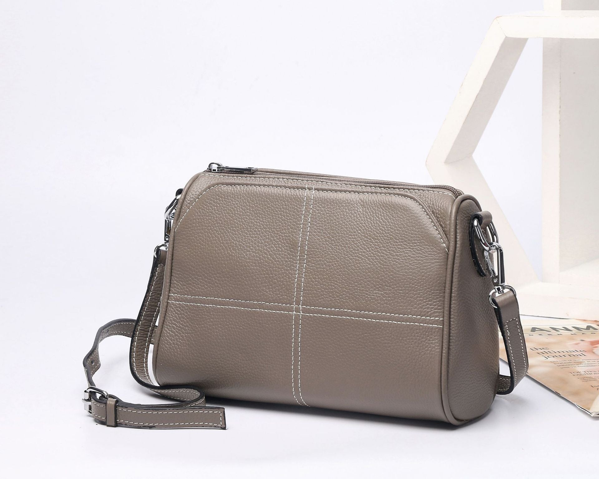 Sac à épaule et à croix en cuir pleine fleur pour femmes
