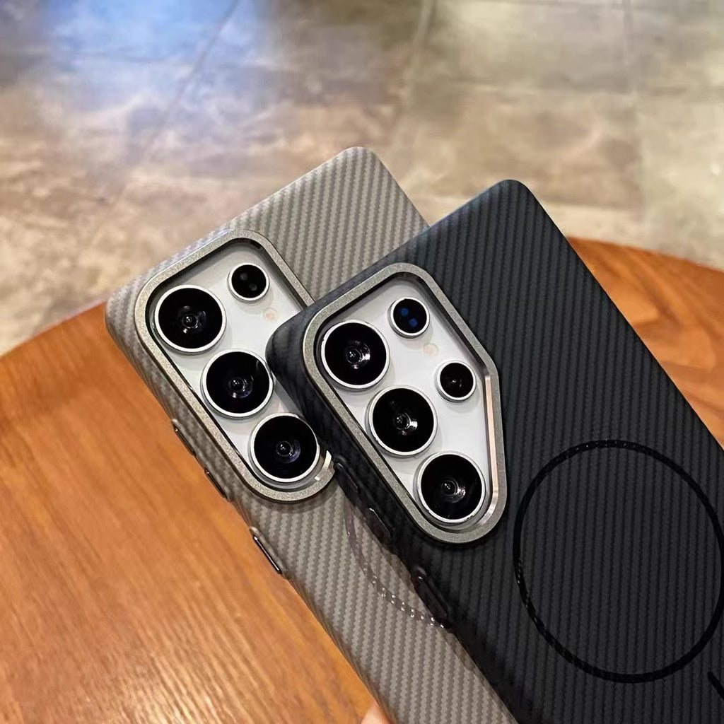 Coque de téléphone Fibre de carbone Fine Circle Aspiration magnétique S24ultra Kevlar Résistance à la chute
