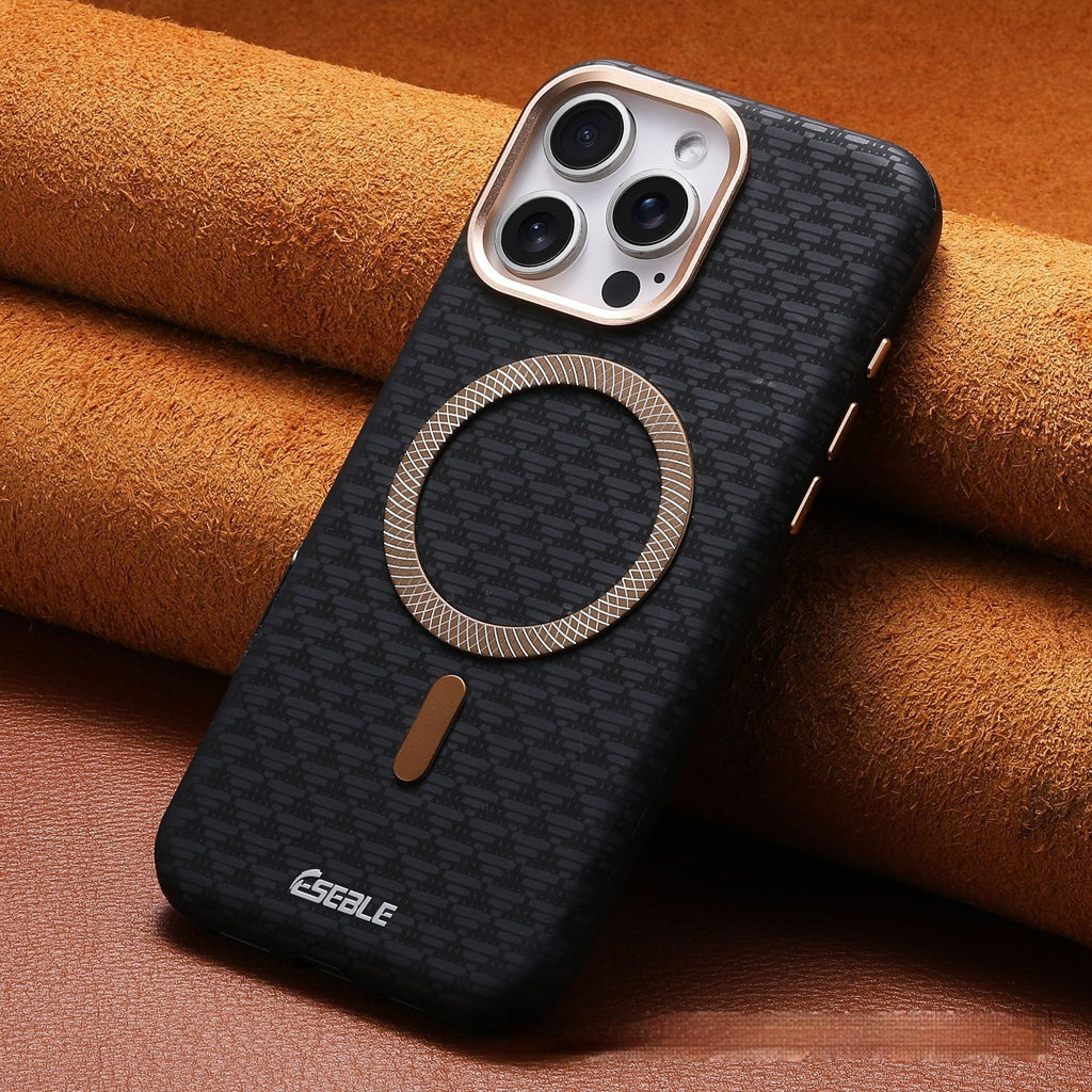 Triangle Shield Magnétique Suction Téléphone Case 15 Business All-inclusive Drop-resistant Leath