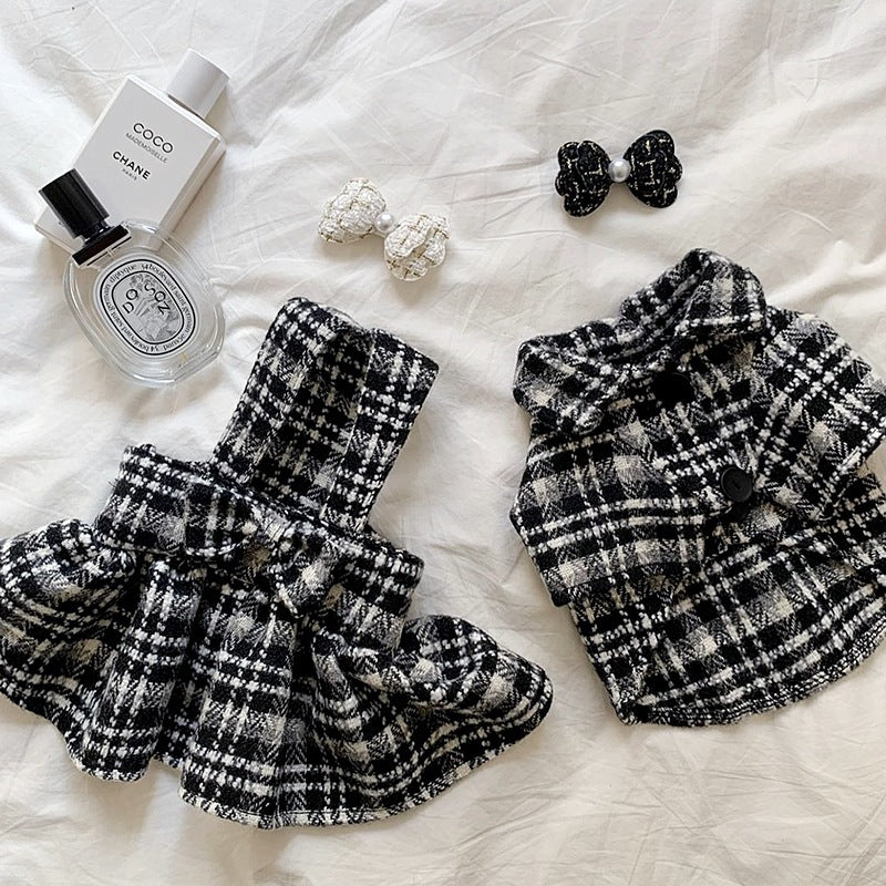 Vêtements de chien de printemps et d'automne noir et blanc