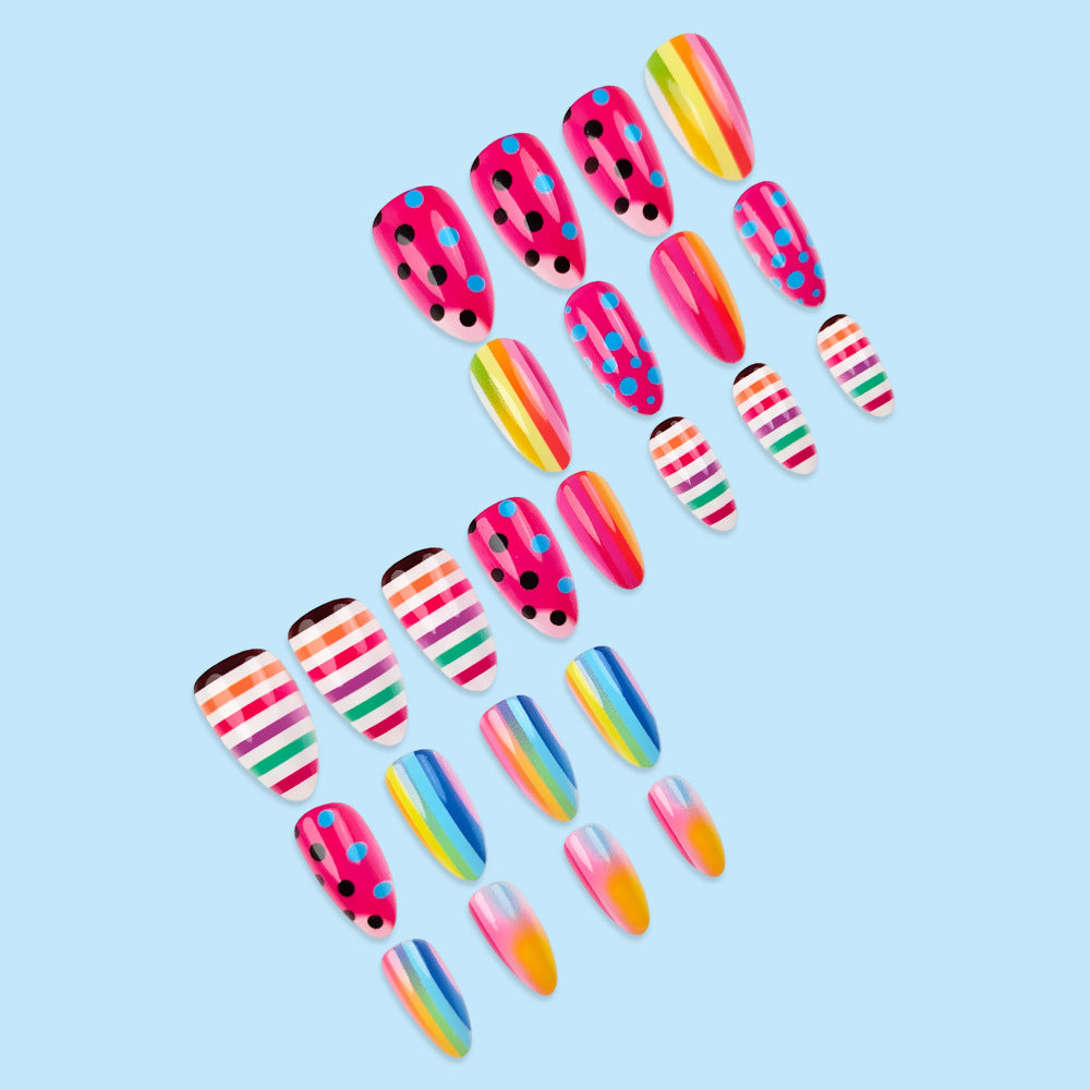 Stickers 24 Pièces de Short Almond en forme de Nail Acrylique avec des rayures de couleur arc-en-ciel et Pr