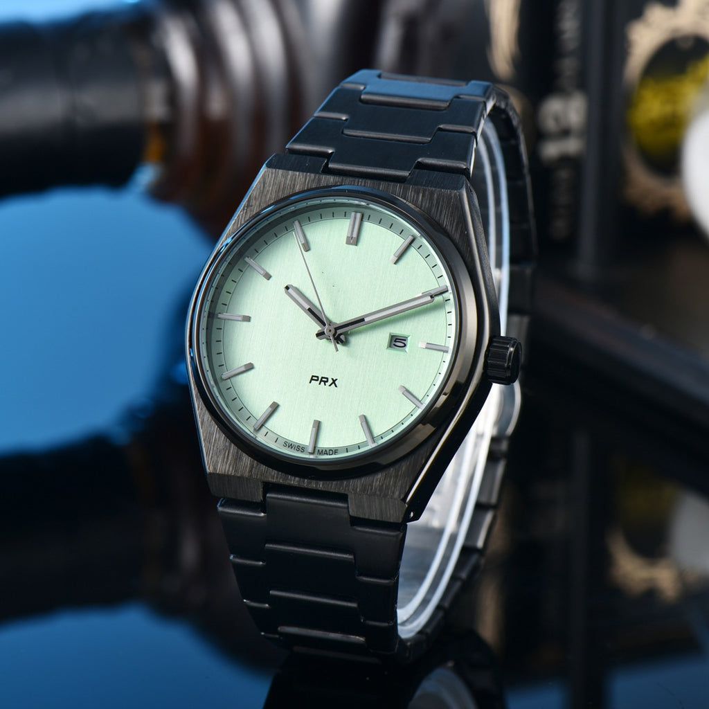 Simple, élégant, et élégant quartz hommes montre avec la bande d'acier