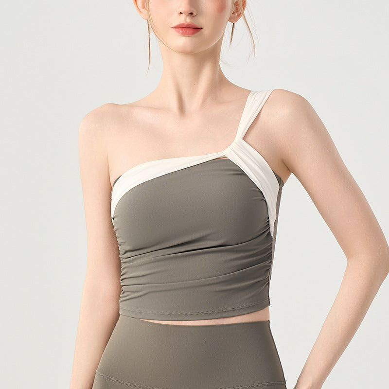 Veste de yoga pour les femmes avec des coupes fixes