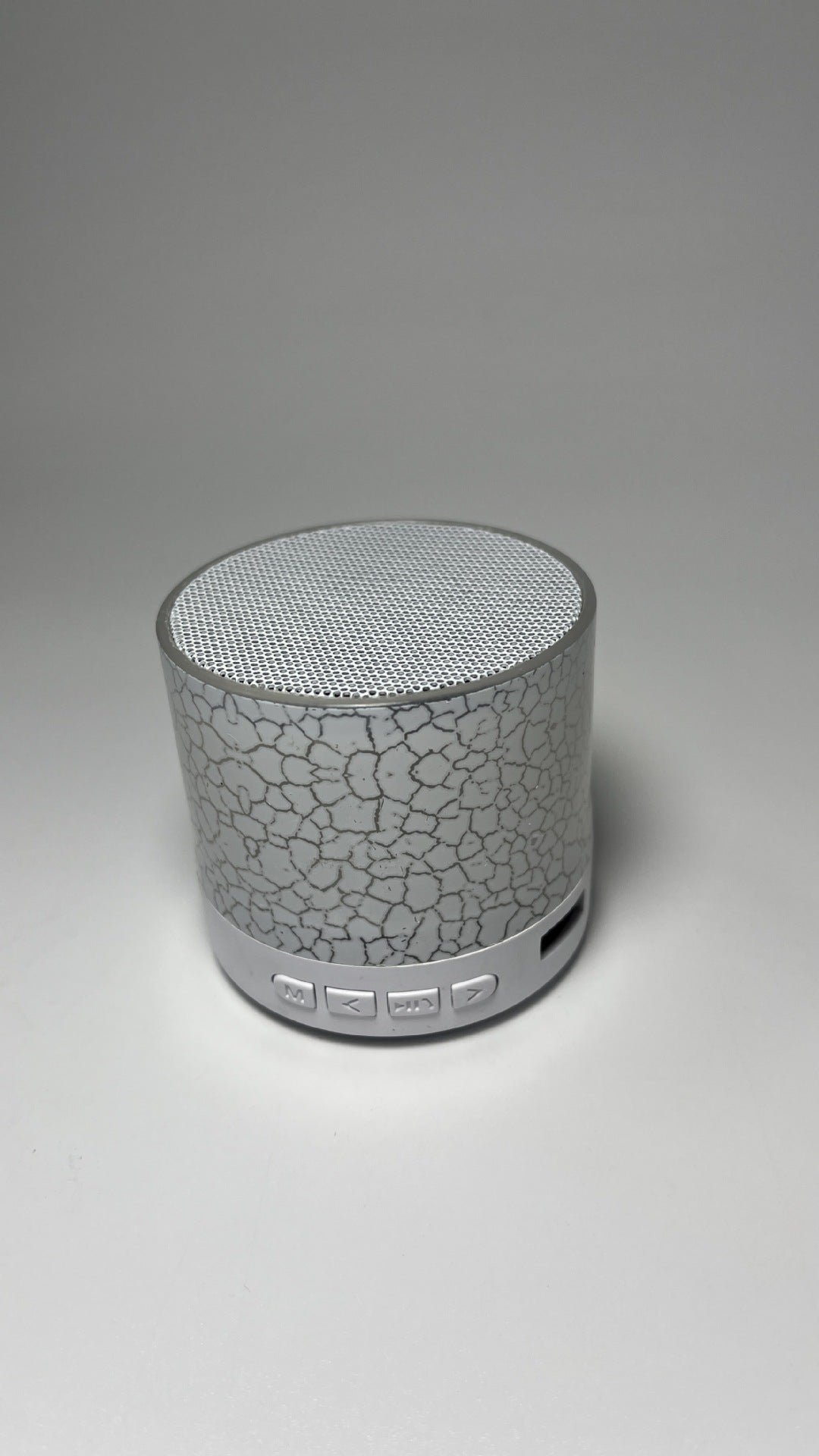 A9 Mini haut-parleur Bluetooth craqué - Portable sous-woofer avec lumière LED
