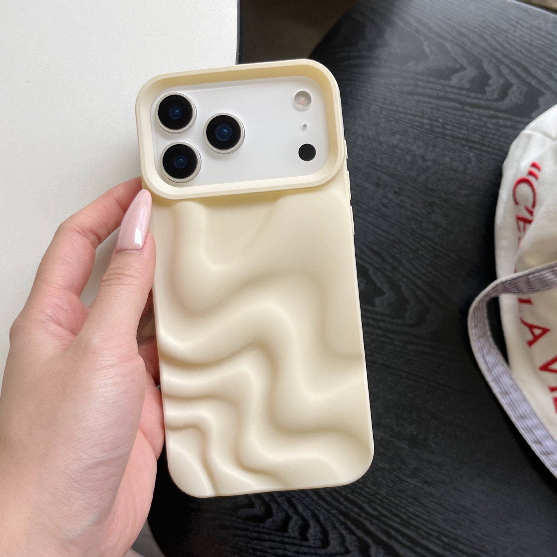 Creative Versatile Solid Couleur Irrégulier Wave Pattern Phone Case