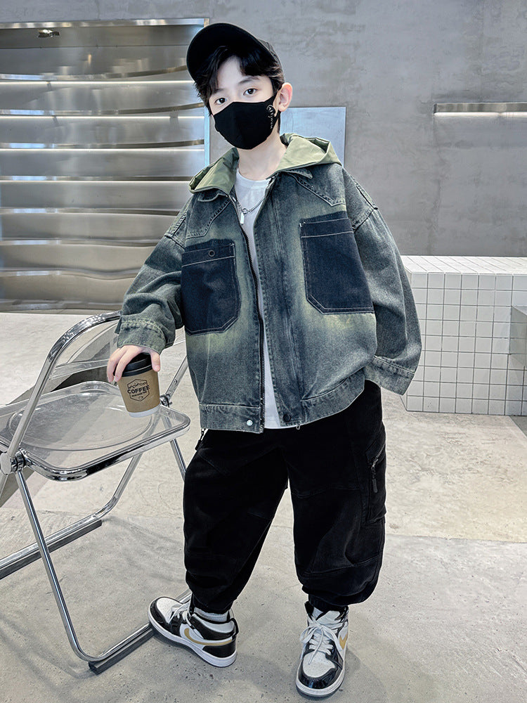 Manteau de denim pour garçon plus âgé
