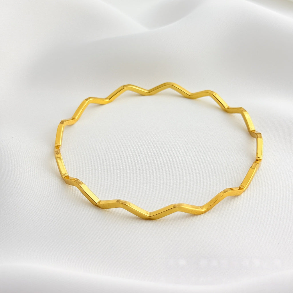 Bracelets en acier inoxydable simple dans plusieurs styles