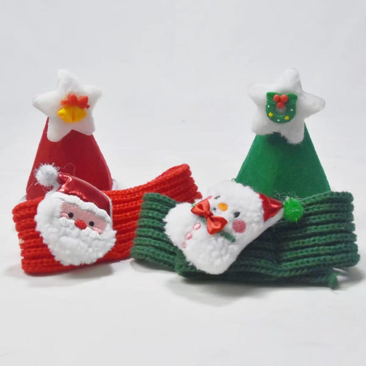 Écharpe tricotée de Noël et chapeau pour chiens et chats