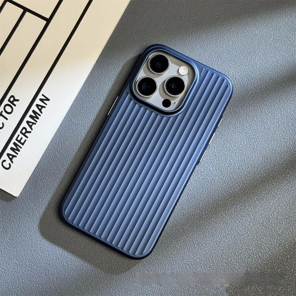 Corrugated Matte Electroplating Téléphone portable Shell Grosted Hard Shell