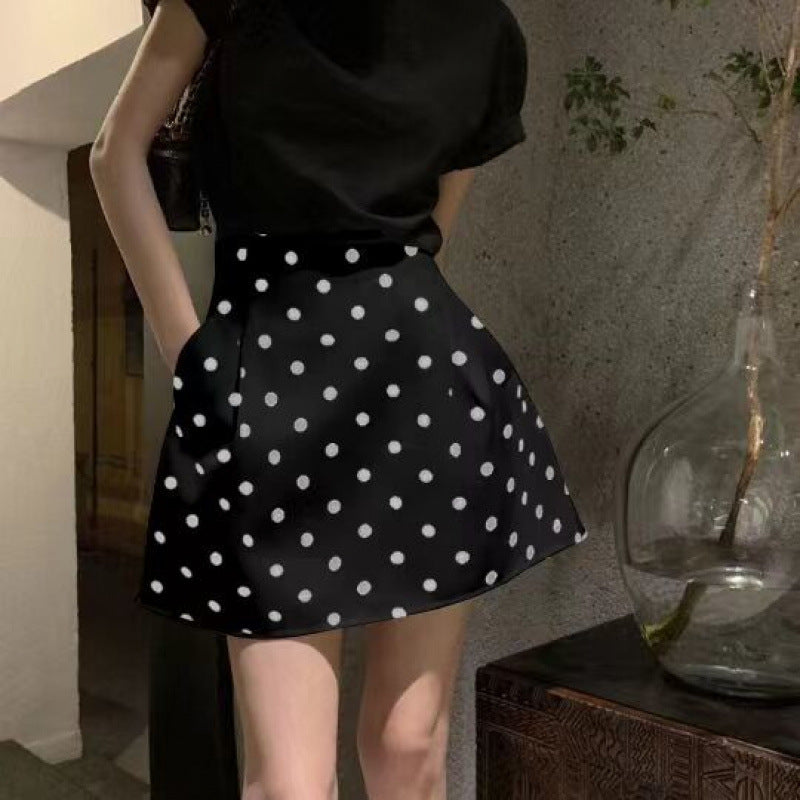 Jupe parapluie courte taille haute avec design en forme de bourgeon
