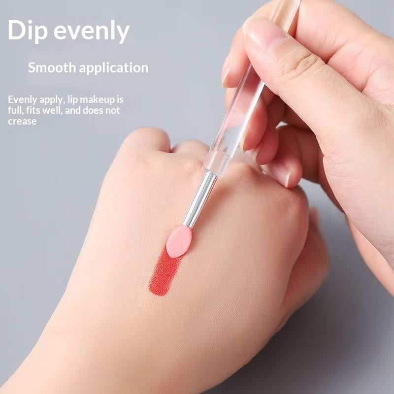 Portable Dust-Free Silicone Lip Brush with Lid