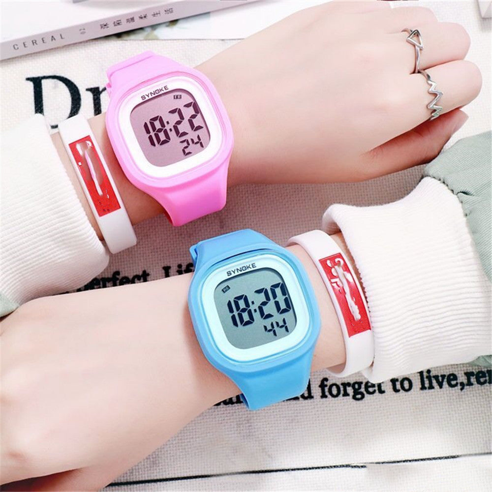Homme et femme Étudiante Montre électronique Femme Imperméable