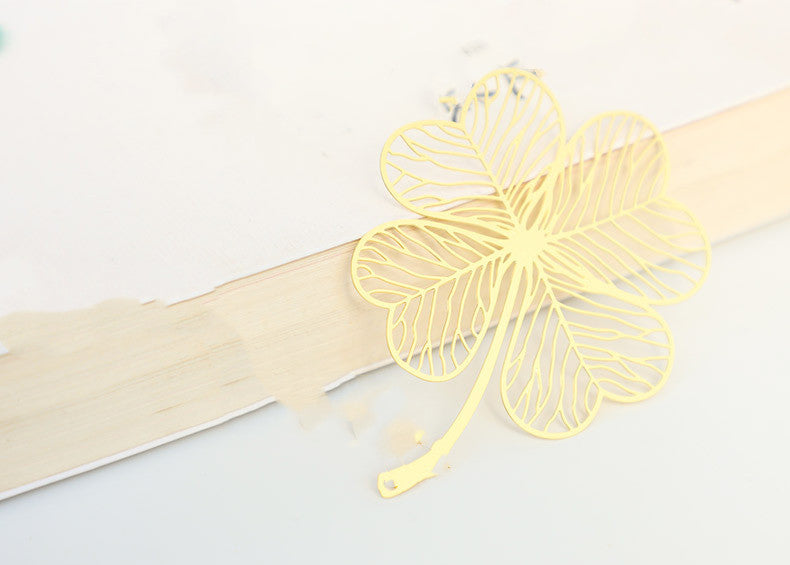 Motif de papier créatif en métal Plaqué creux Feuille d'érable Tassel Apricot Feuille Signet