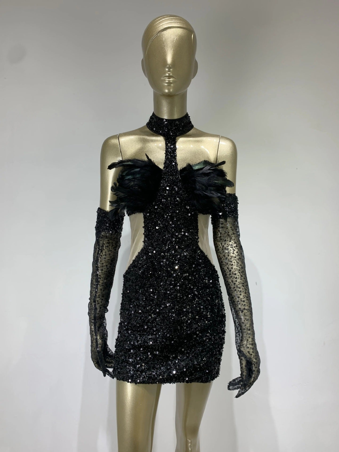 Robe Peintre Halter Paillettes Jupe courte avec Gants Robe