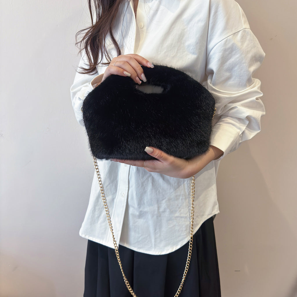 Sac à main embrayé avec une chaîne peut être déchiré