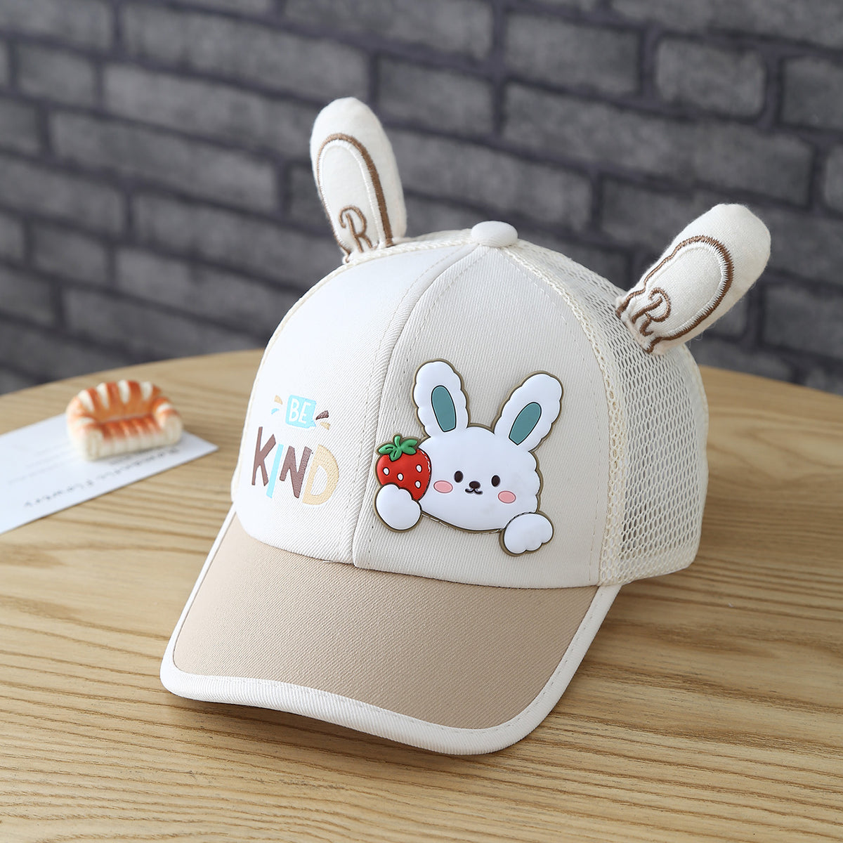 Chapeau de bébé d'été - Chapeau de baseball de lapin de fraise