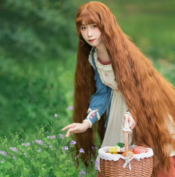 Mignon fille de 1 mètre de long Curls latino-américains