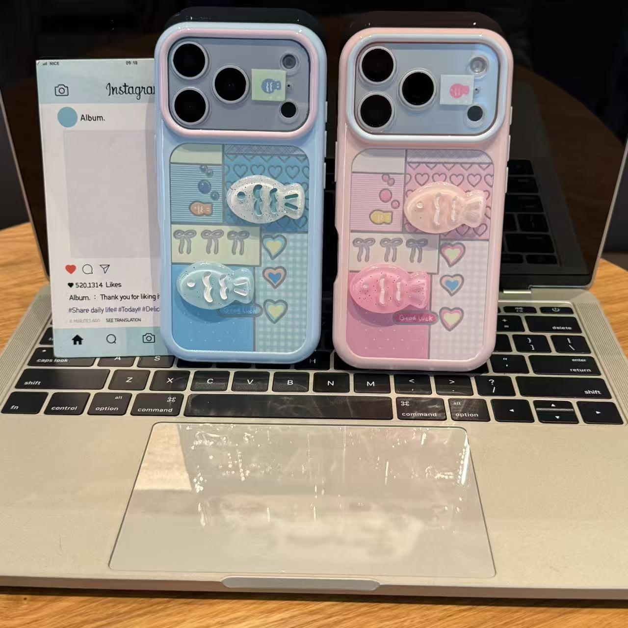 Coeur Plaid en bloc de couleur et cas de téléphone de poisson 3D