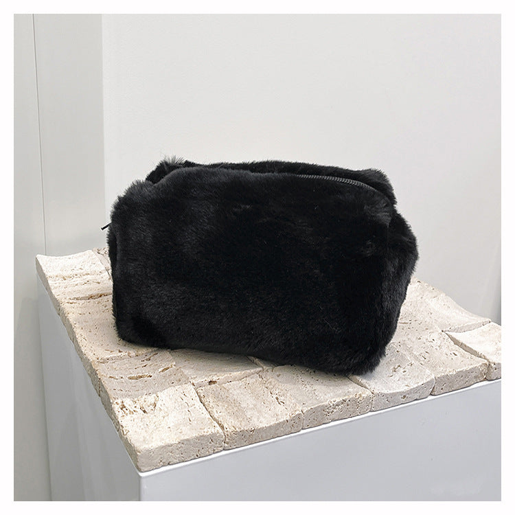 Sac de maquillage en peluche souple et moelleux pour les filles