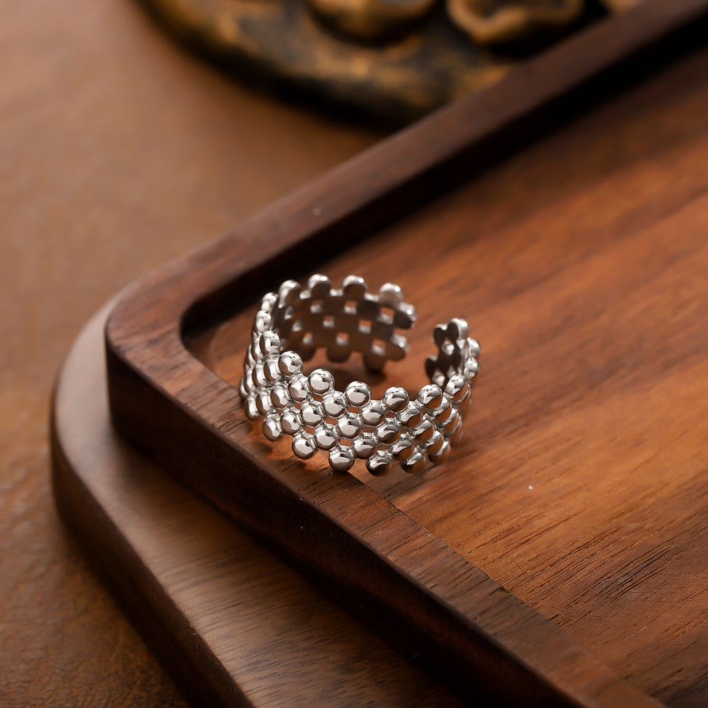 European And American Light Luxury Retro Titanium Steel Ring Gold Collection Niche Design