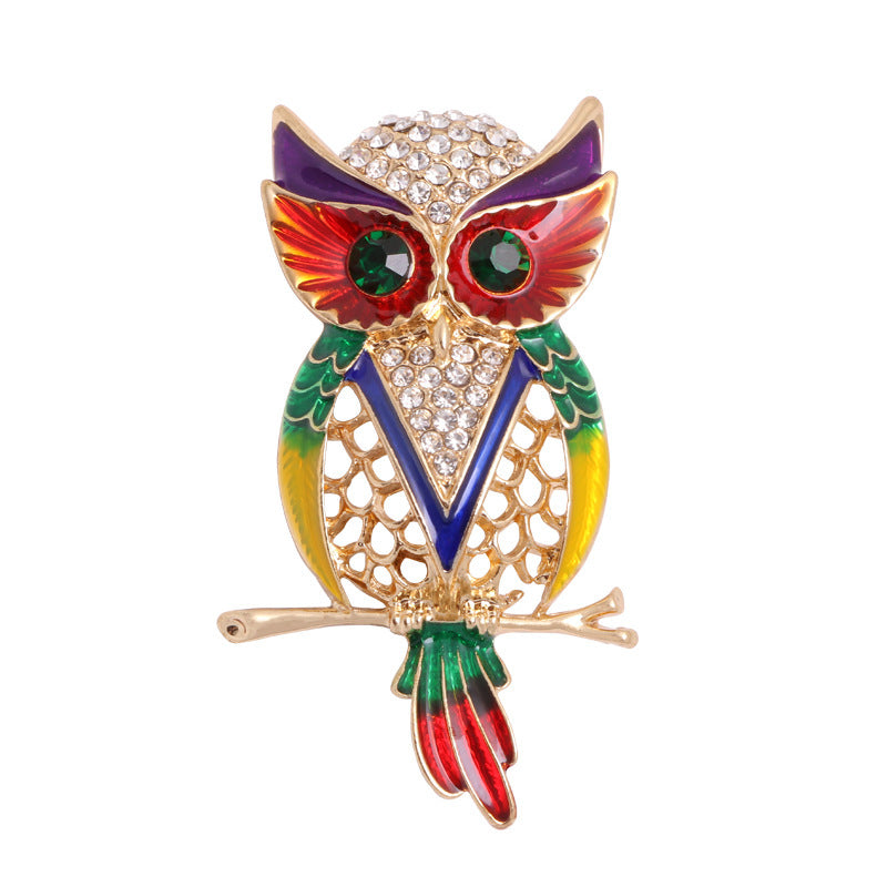 Variété de broches émaillées d'animaux adorables
