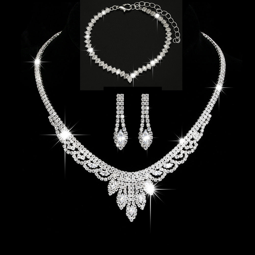 Collier fleur de Zircon haut de gamme