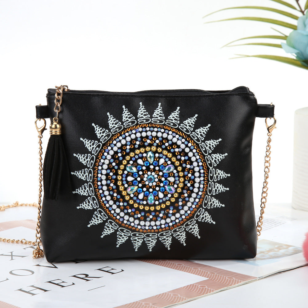Bricolage Diamond Peinted Women's Outdoor Tote Bag