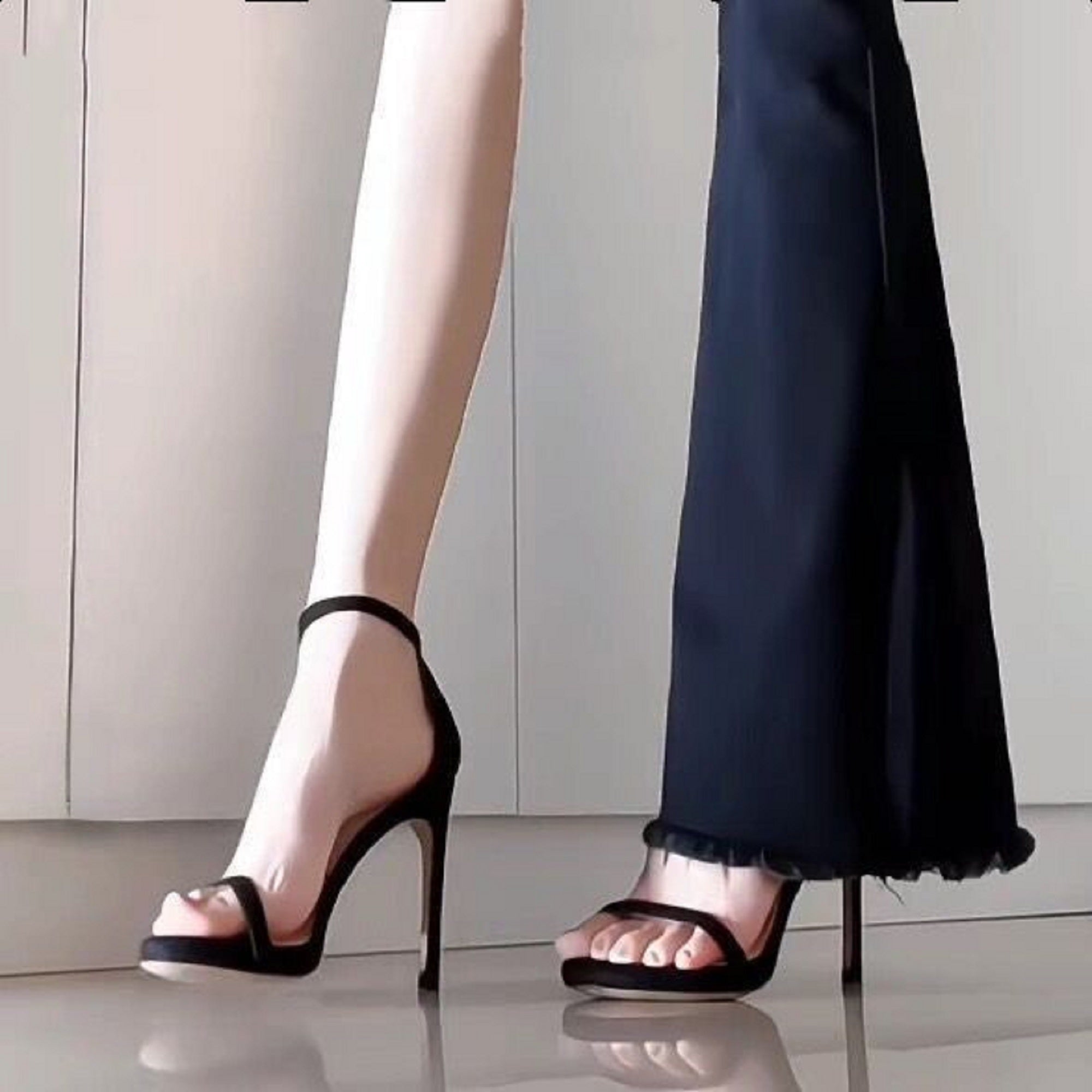 Femmes Élégante Glossy Patent Platform en cuir Stiletto Talon Sandales